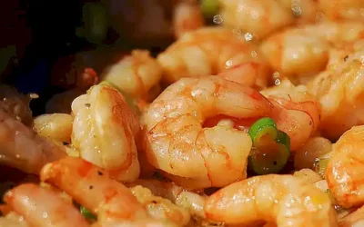 10 deliciosos platos para acompañar camarones al ajillo