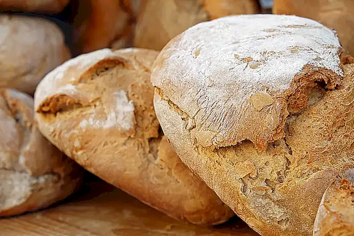 3. ¿Qué acompañamientos van bien con las vieiras al horno?