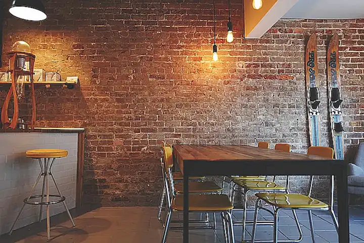 3. Restaurante Le Barcares