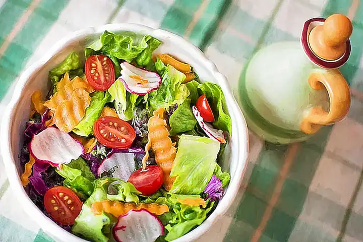 Acompañar con una ensalada fresca o arroz blanco