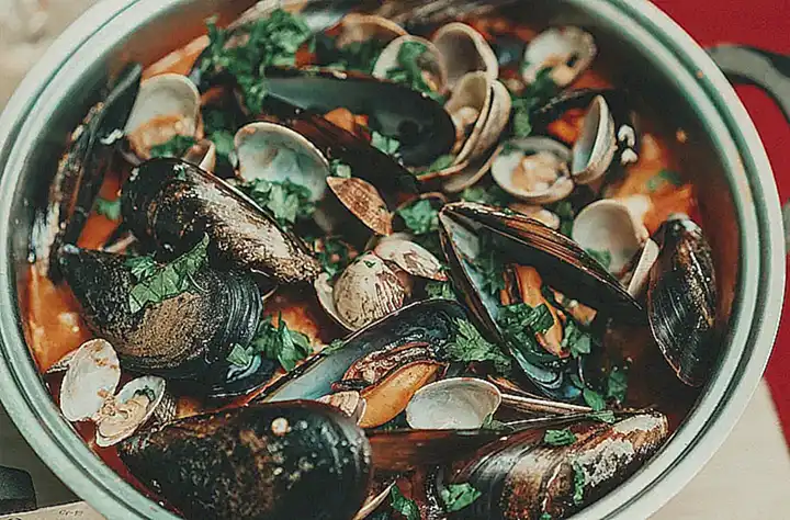 Consejos para preparar una deliciosa cazuela de mejillones sin concha