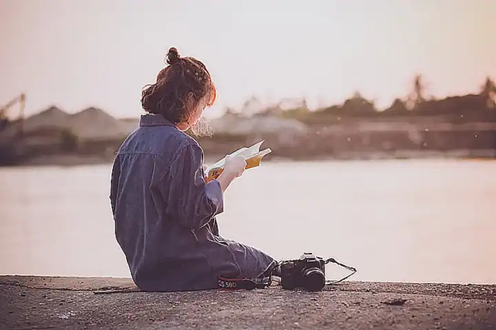 Deja reposar en la nevera durante al menos una hora antes de servir