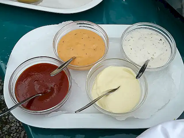 Mayonesa de ajo y limón