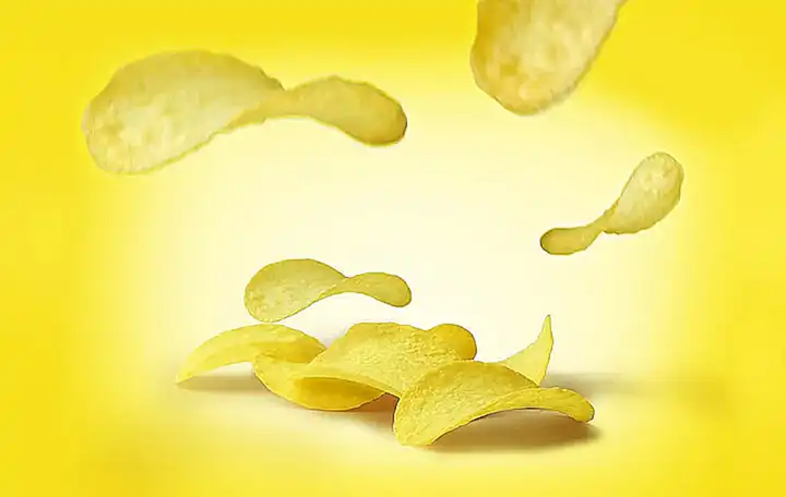 Prueba hacer papas fritas caseras con especias y hierbas